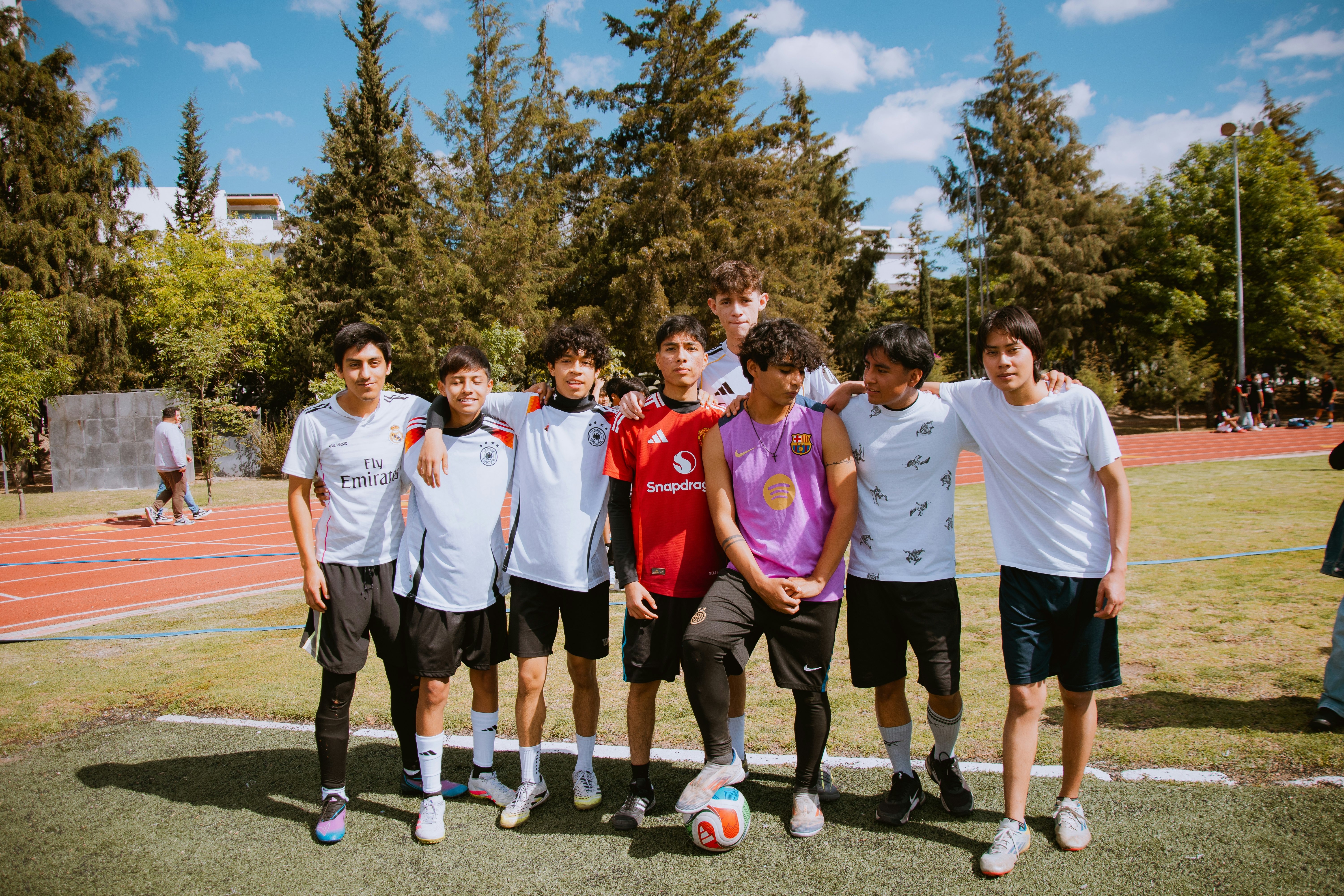 仅次于法蒂和亚马尔，萨特帕耶夫是欧冠第三年轻的进球者